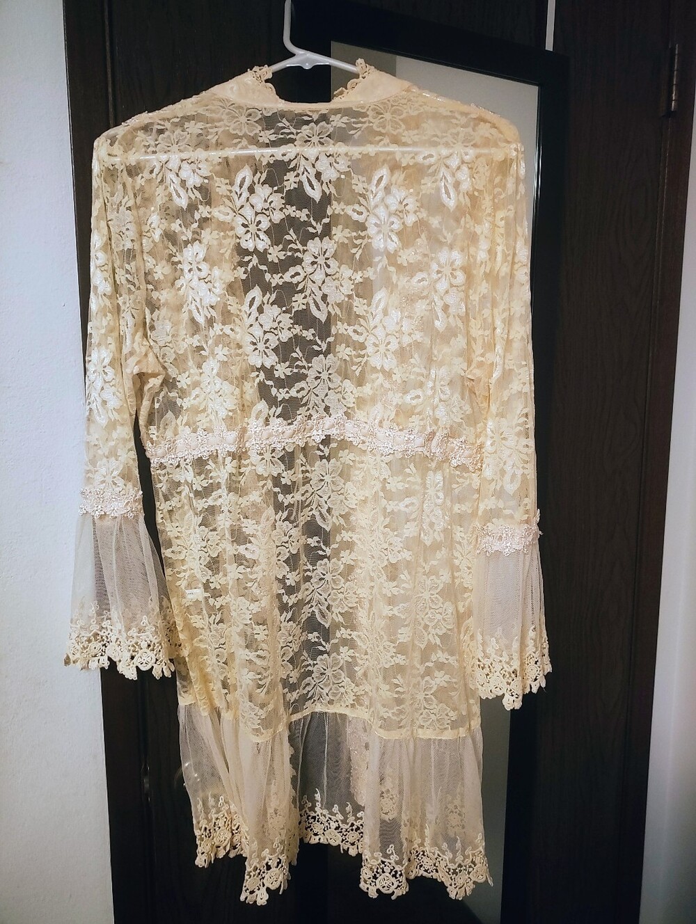 Elegant Boston Proper Vintage Style Lace Cardigan/Duster With Dazzle Buttons - Picture 5 of 9